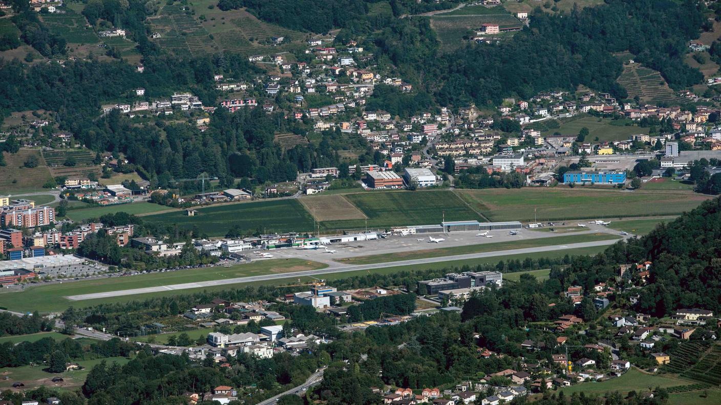 Agno non demorde sulla questione degli hangar per l'aeroporto