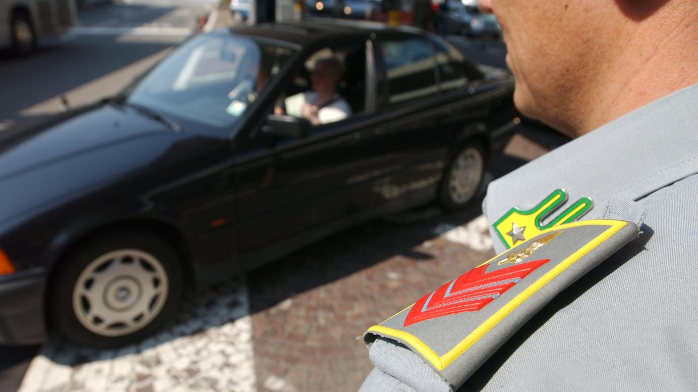 I militari italiani hanno sequestrato sei chili di sostanza stupefacente