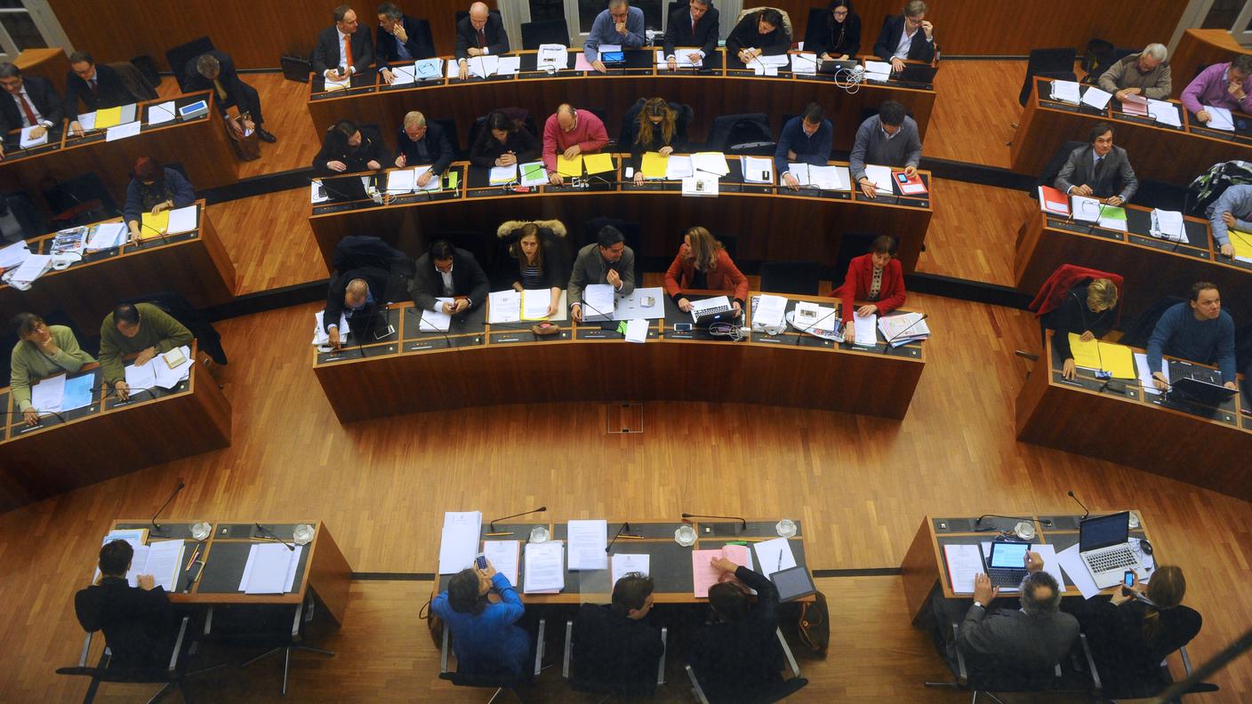 Ridotto il tempo a disposizione per gli interventi durante le sedute 