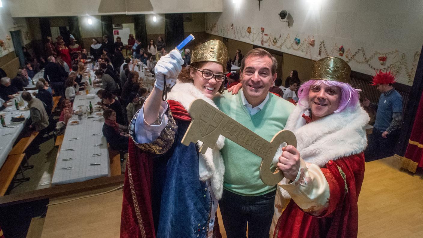 Re e regina Dormiglioni a Mendrisio e il sindaco Carlo Croci