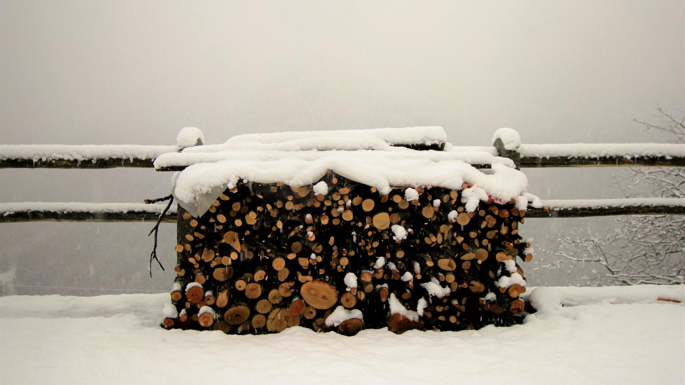 Legna e neve...
