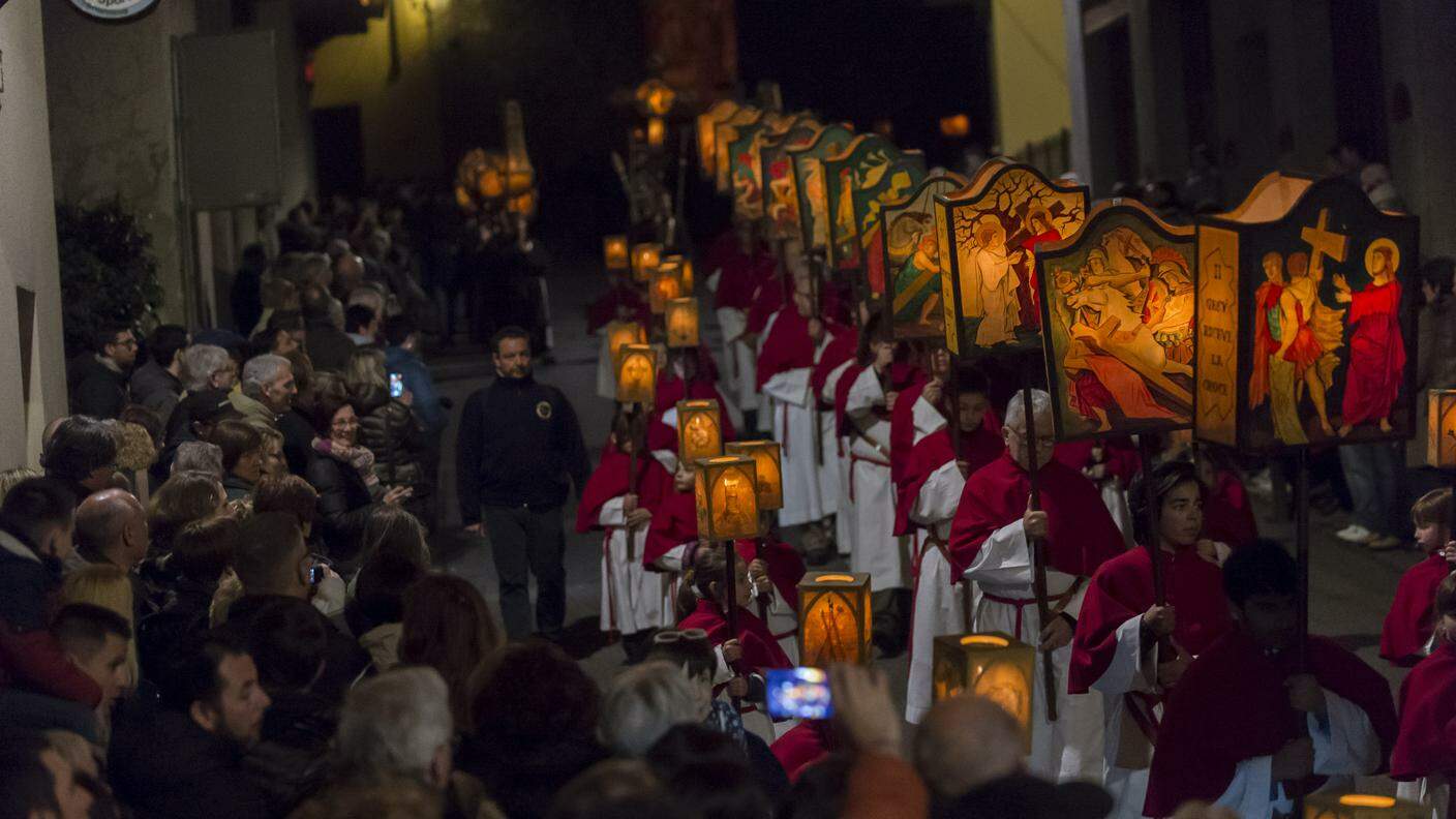La processione del Venerdì Santo a Mendrisio