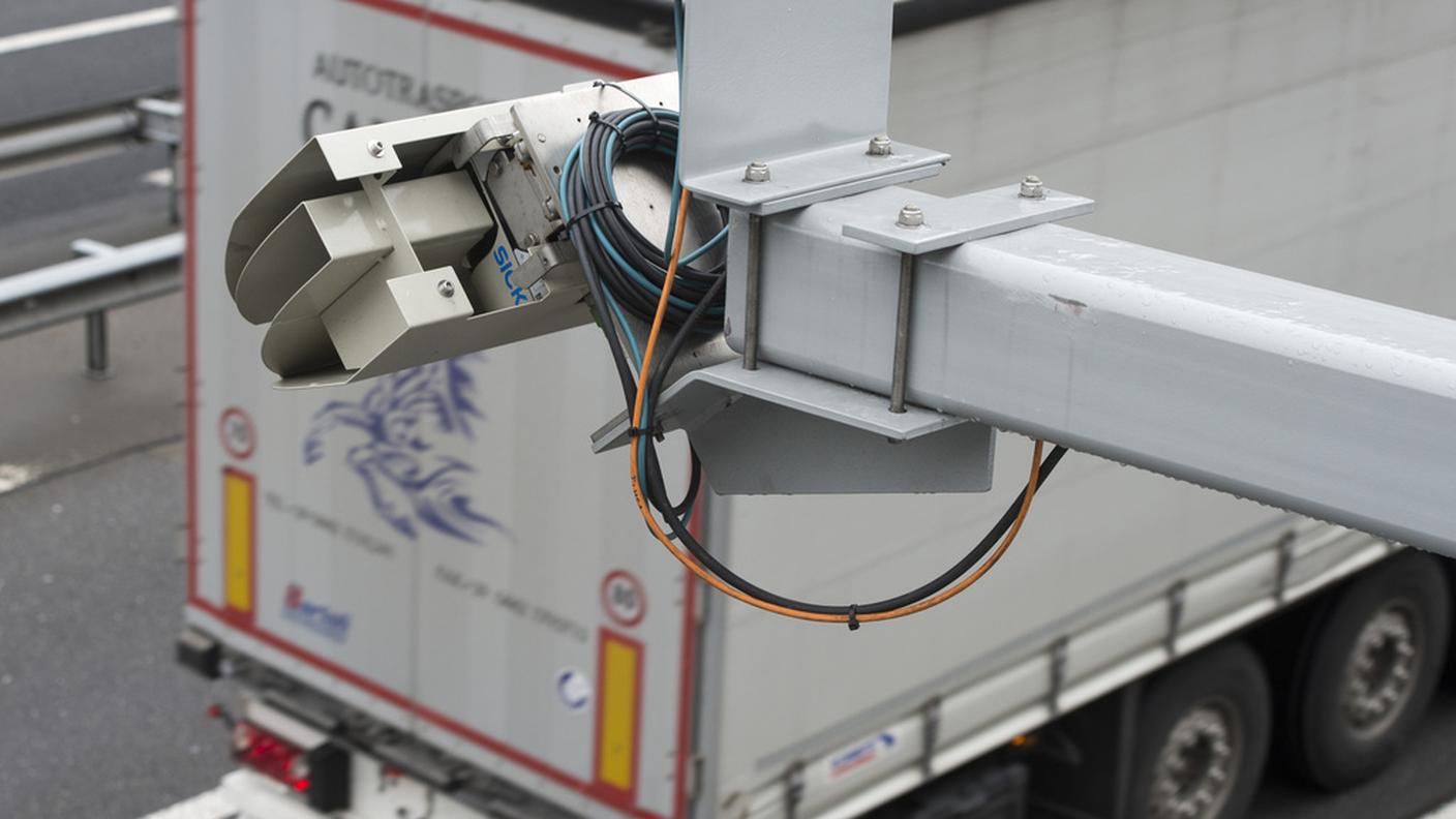 Fermato camion con droga e armi a bordo