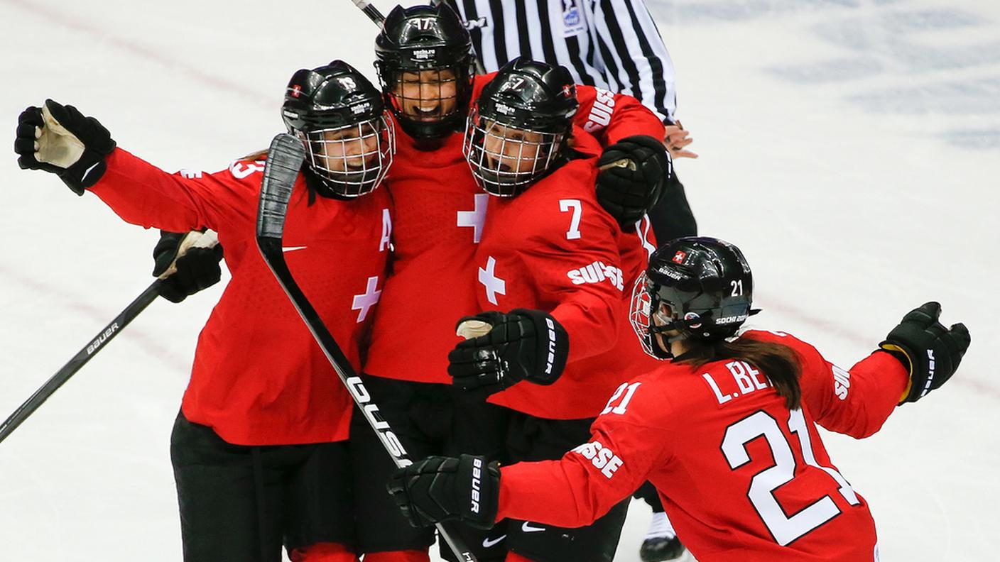 Le rossocrociate di hockey a Sochi nel 2014 