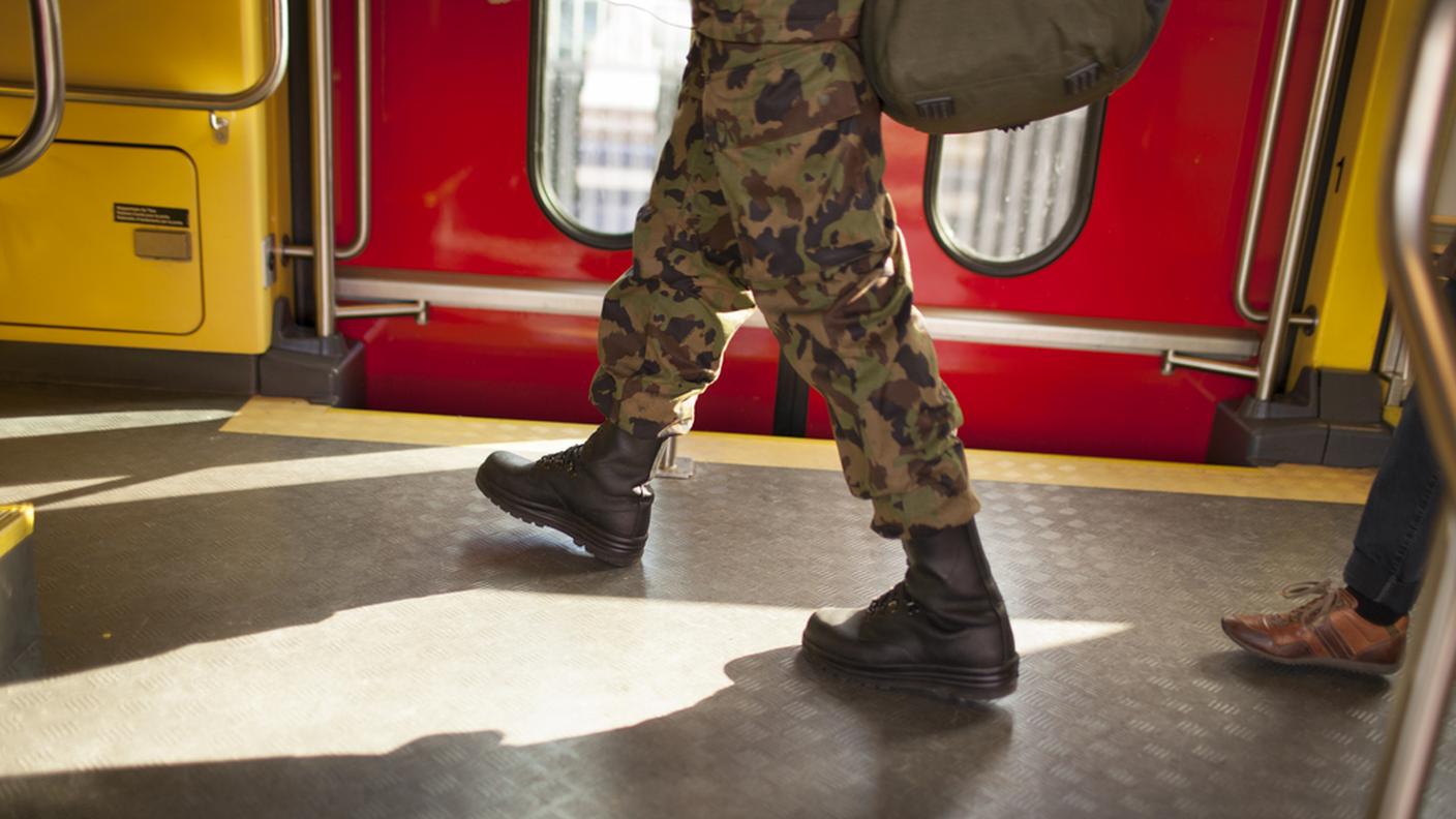 Esercito in azione per la sicurezza delle personalità presenti