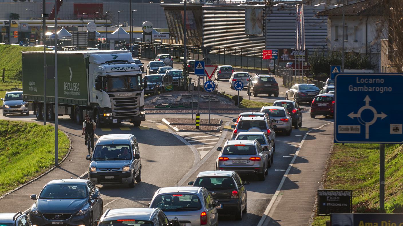 Meno fondi per la strada