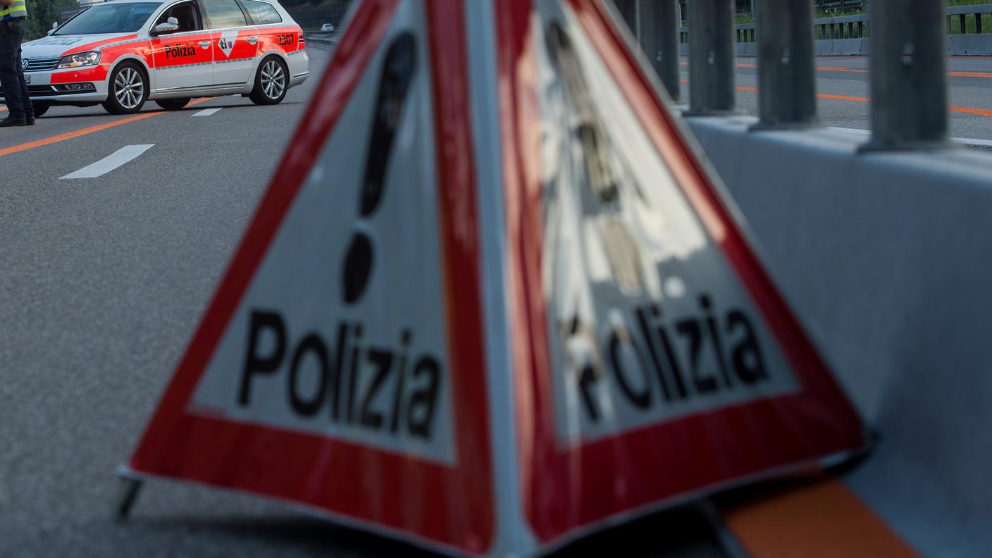 La polizia ha chiuso la corsia sud-nord