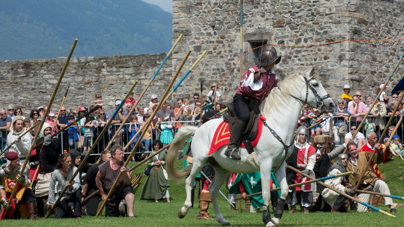 Bellinzona, Castelgrande: la rievocazione della battaglia di Arbedo durante La spada nella Rocca