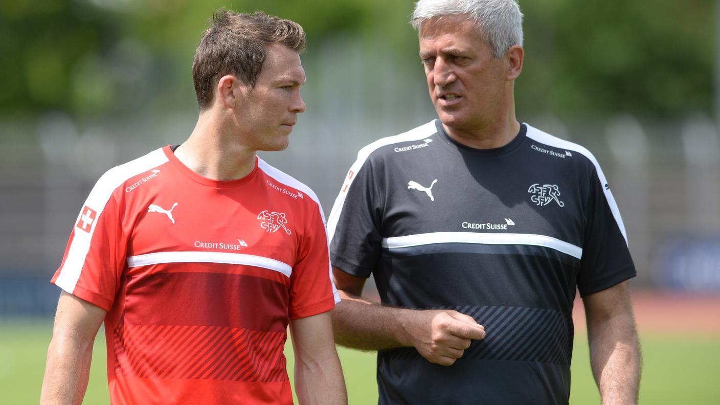 Setpahn Lichsteiner e l'allenatore Vladimir Petkovic