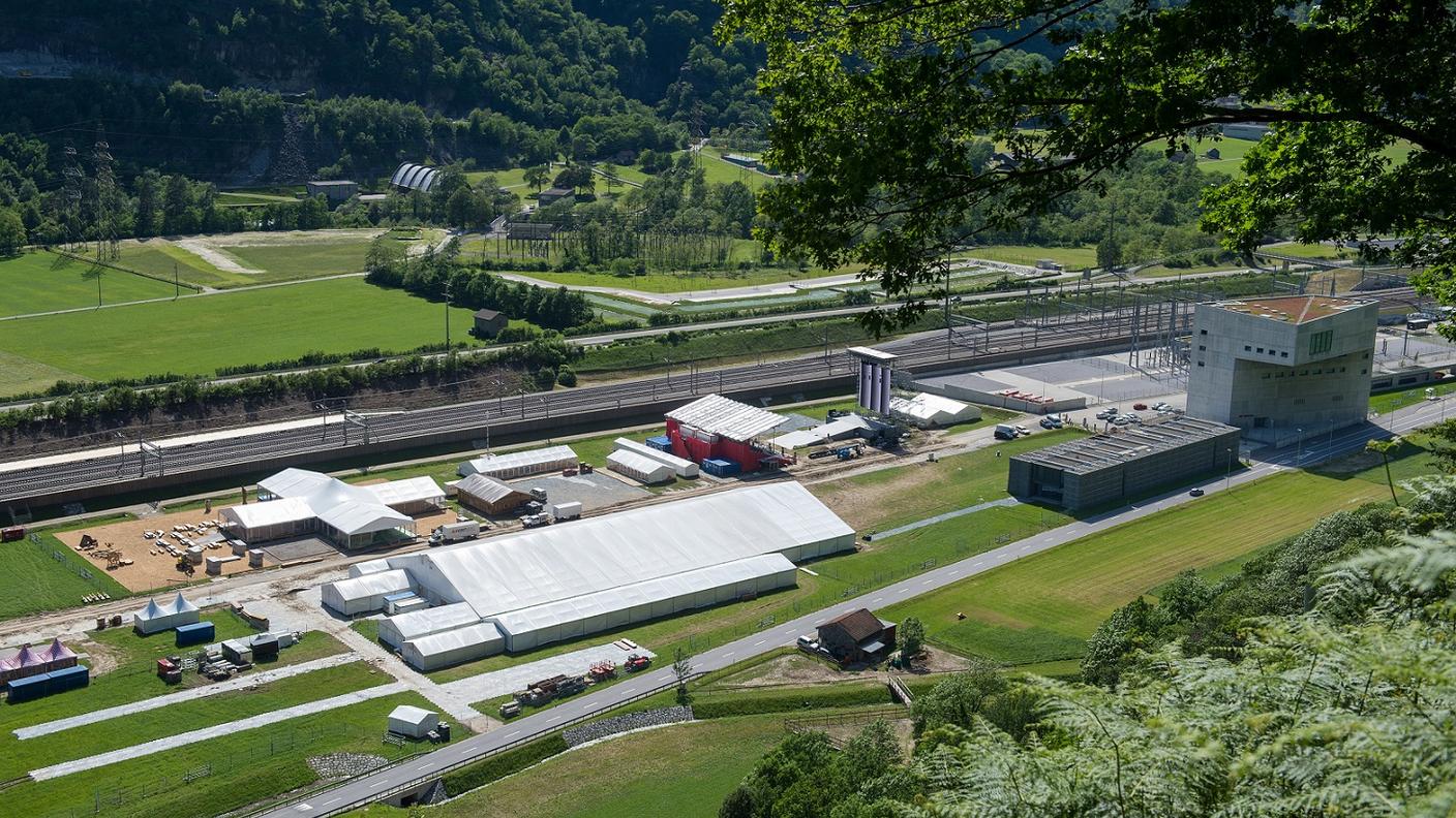 L'area dell'inaugurazione di Alptransit a Pollegio