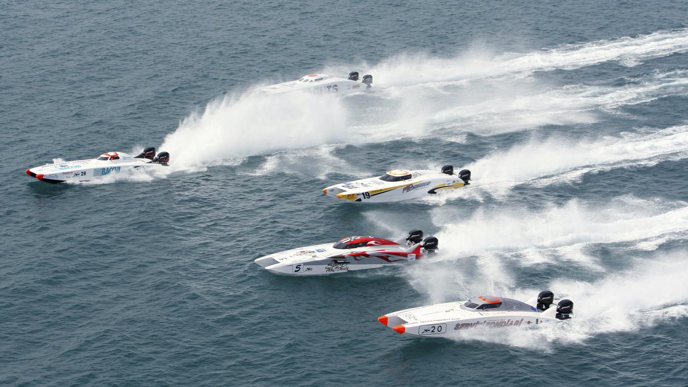 Le imbarcazioni possono raggiungere i 200 km/h