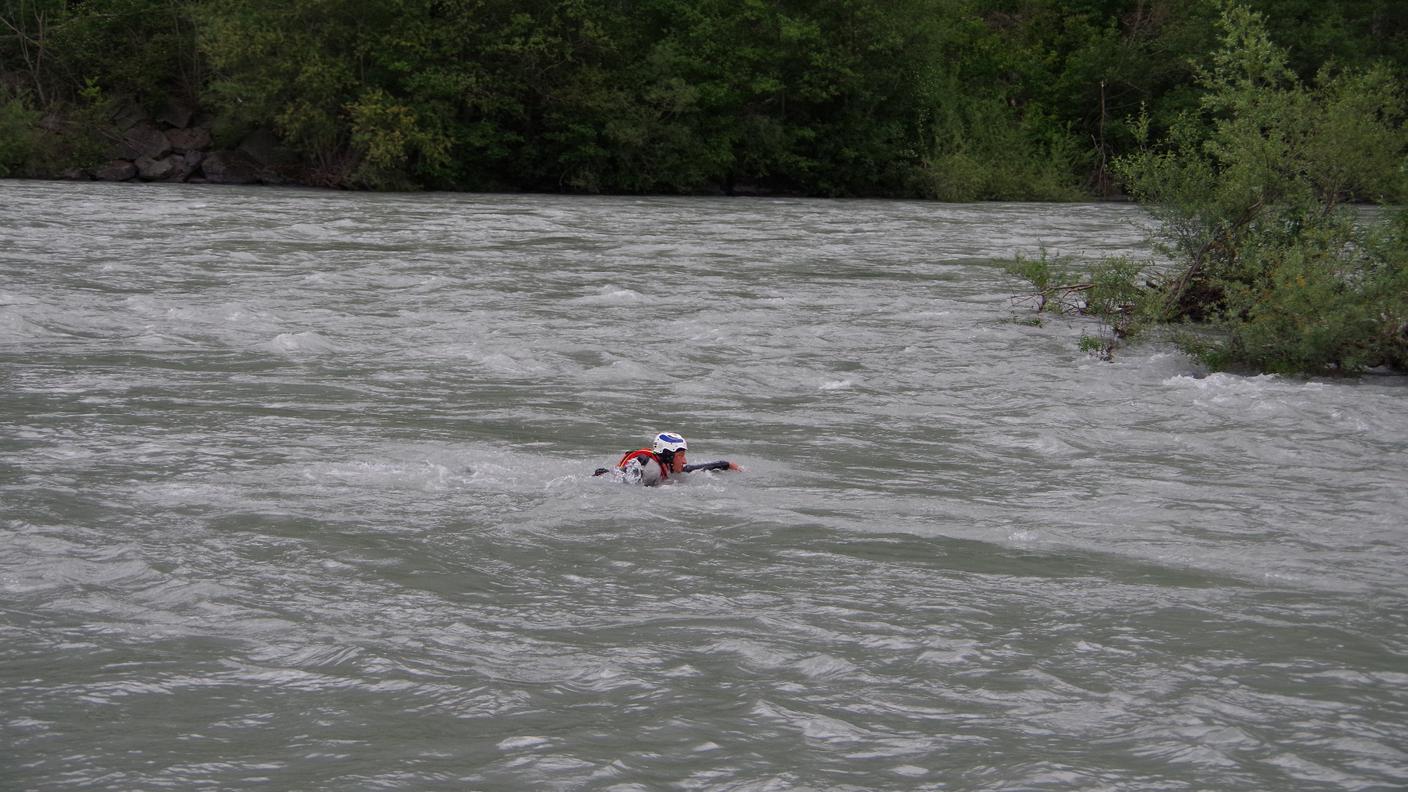 In quel punto il fiume arriva ai due metri di profondità