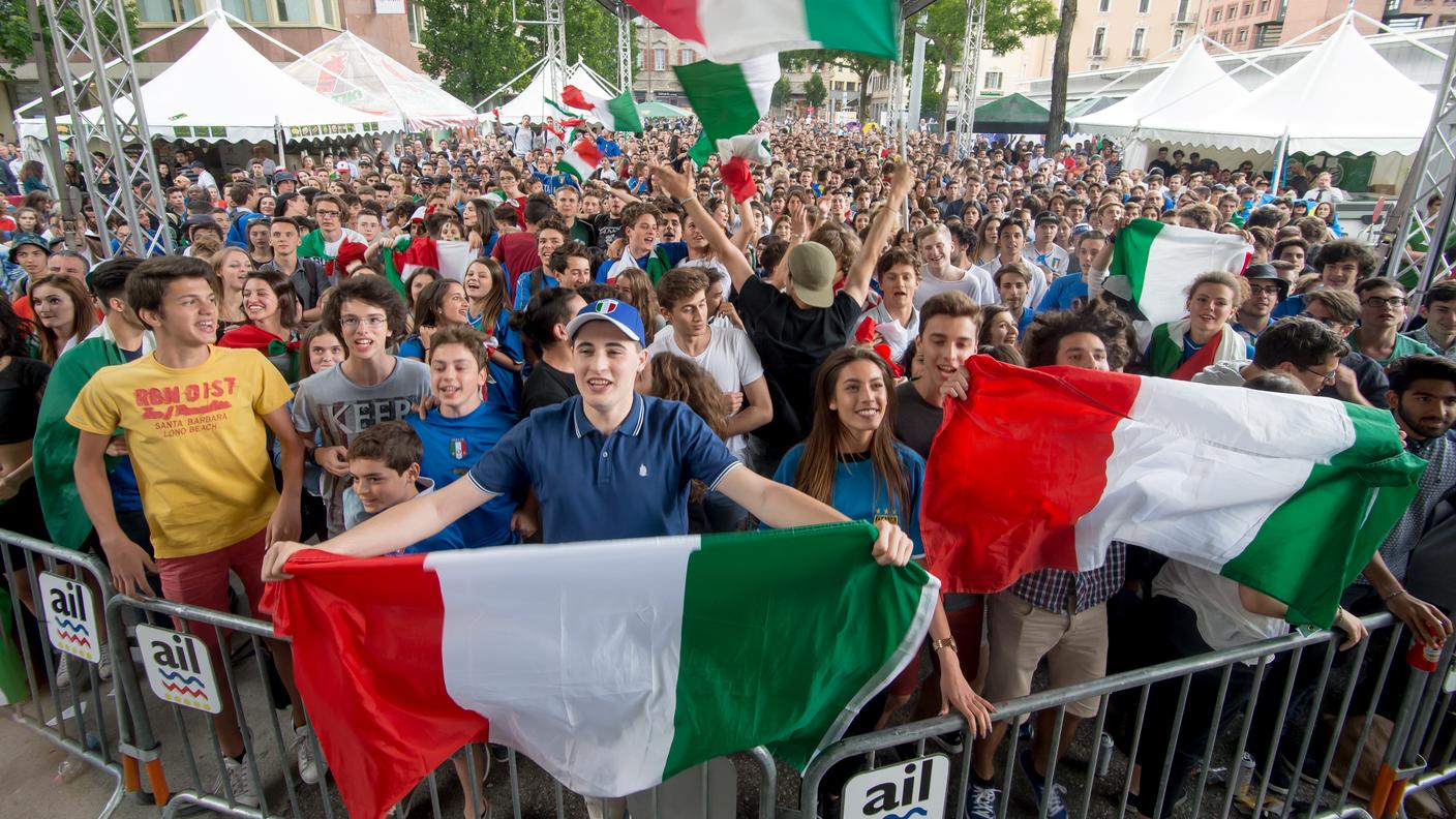 Centinaia di tifosi italiani a Lugano