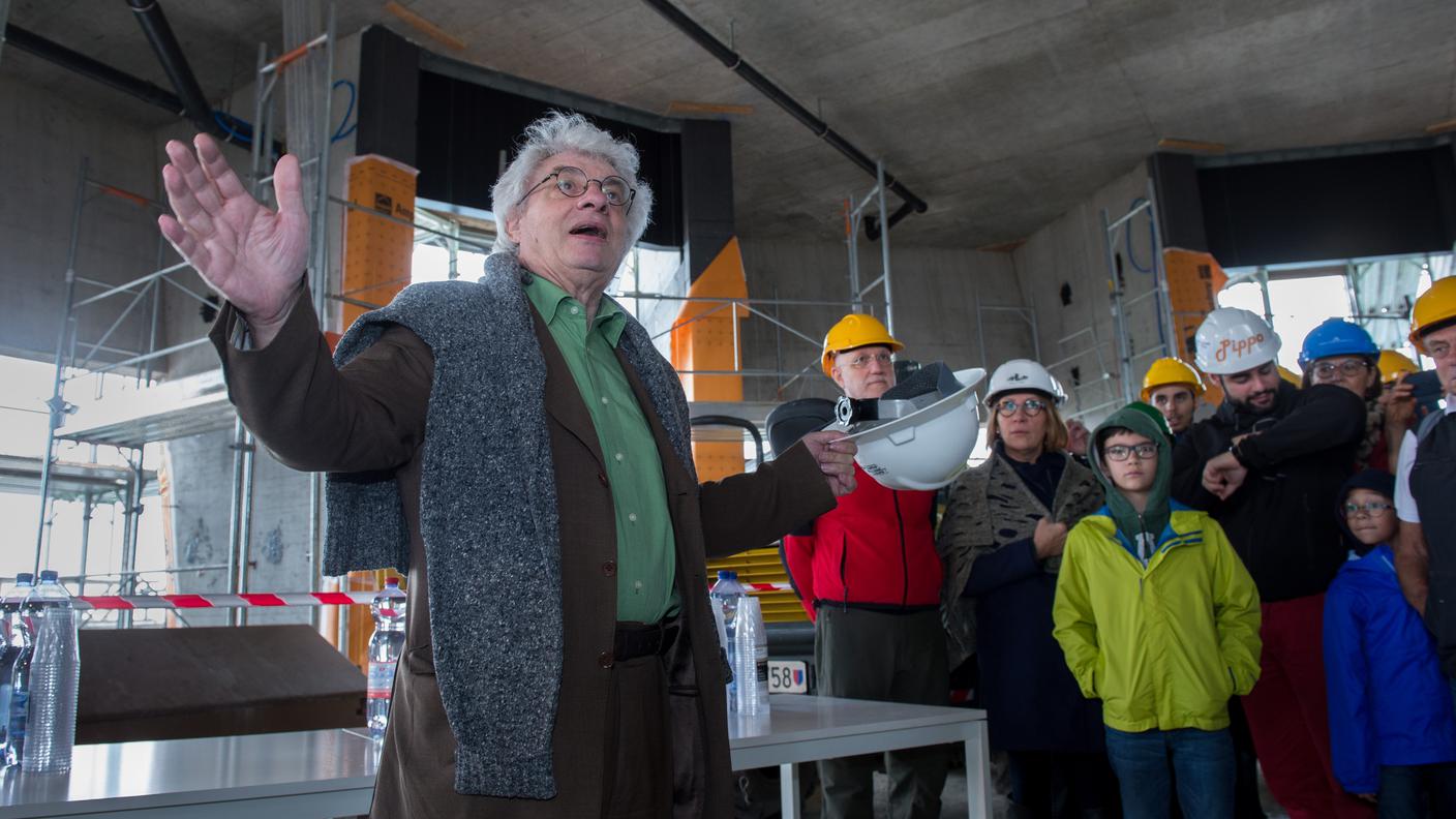 L'edificio è stata progettato da Mario Botta