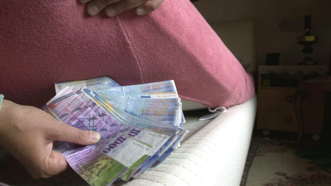 Nella 'truffa dei materassi' sono coinvolte anche altre persone