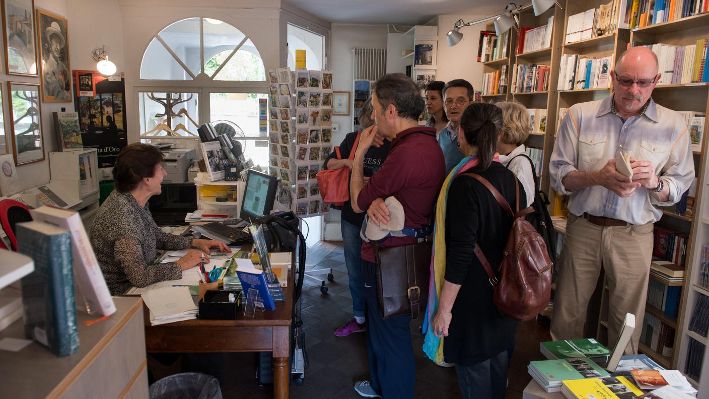 Visitatori al Museo dedicato al grande scrittore