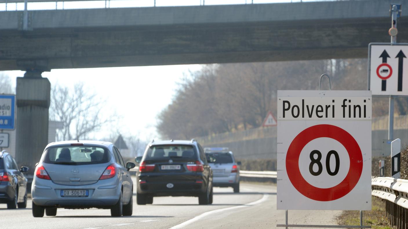 Gli 80 km/h in autostrada sono l'unica misura attualmente adottata