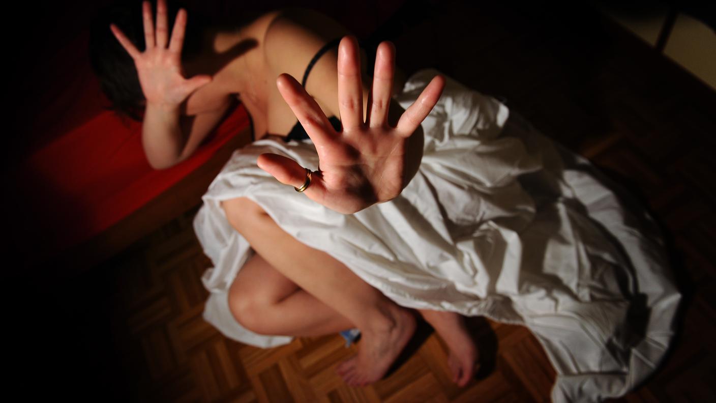 stupro violenza domestica generica tp.jpg