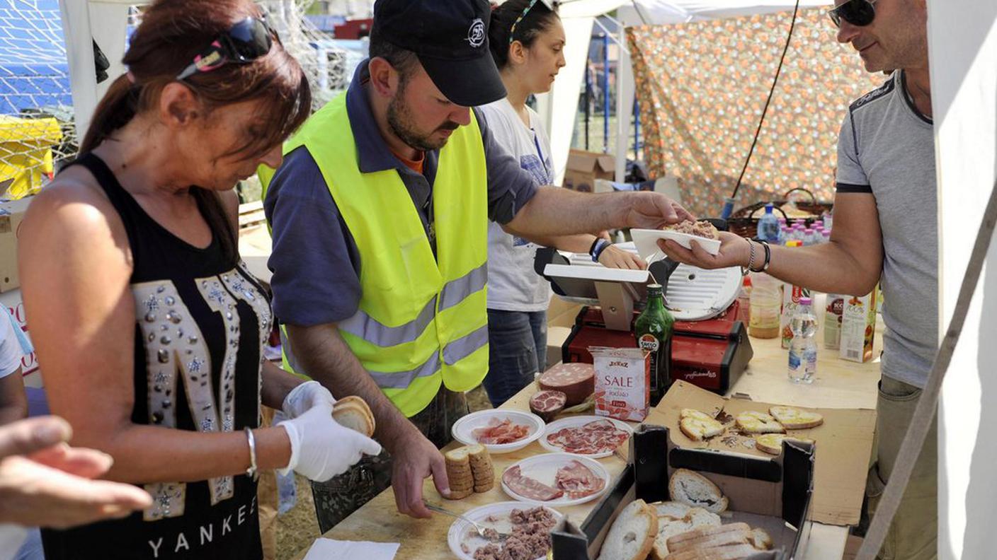 C'è necessità di tutto, cibo compreso