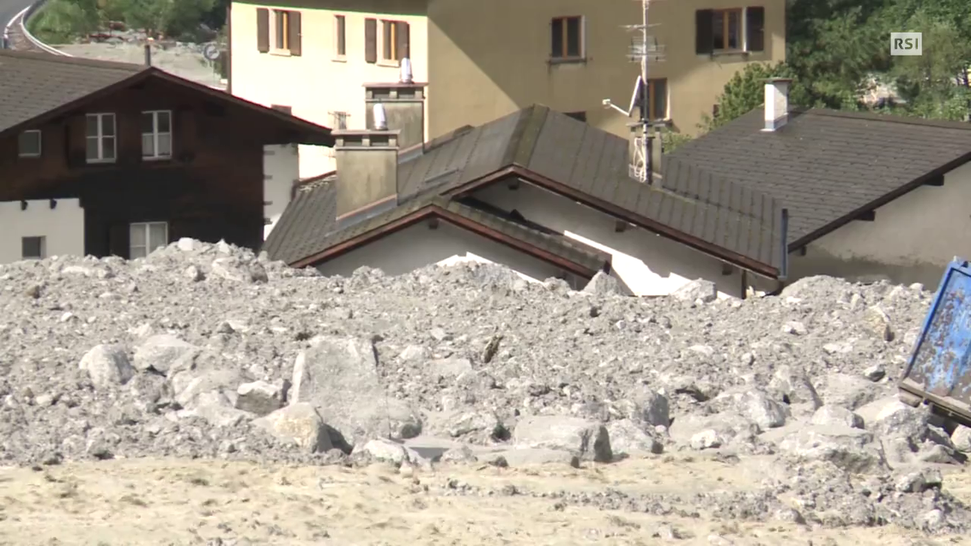 Cascina distrutta dalla colata di giovedì 
