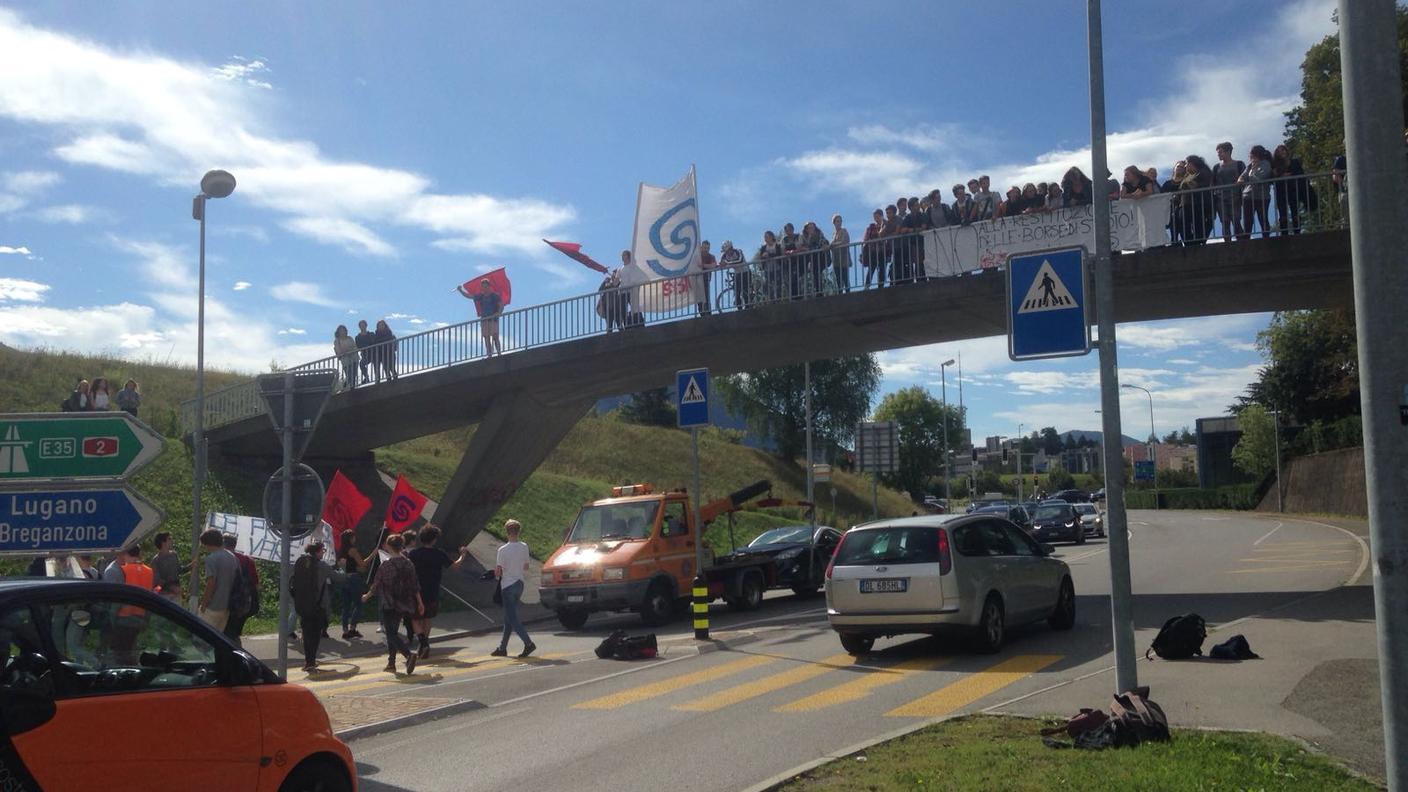 Studenti in strada