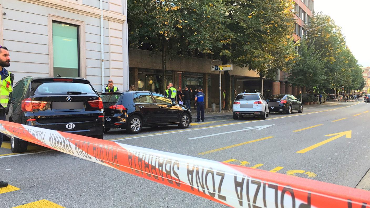 L'intervento della polizia in centro a Lugano