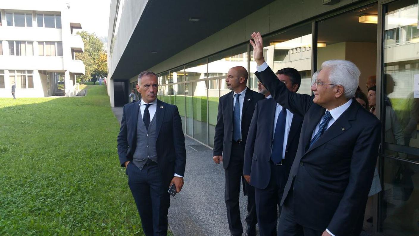 Sergio Mattarella nelle aule delle scuole di Sondrio