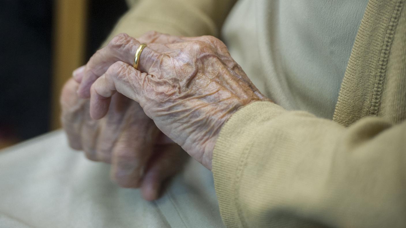 Le violenze sono avvenute tra il 2010 e il 2014, a domicilio o in strutture sanitarie