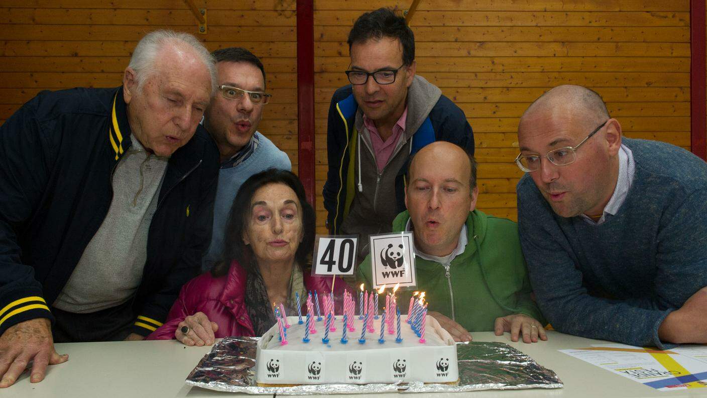 I sei presidenti che hanno guidato fino ad oggi WWF Ticino spengono le candeline della torta