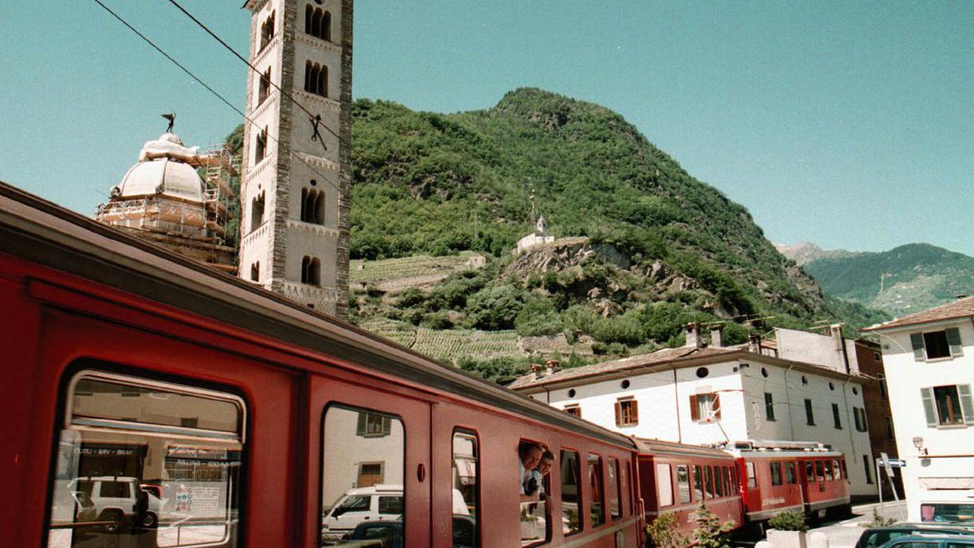 In 22 erano arrivati da Tirano in treno