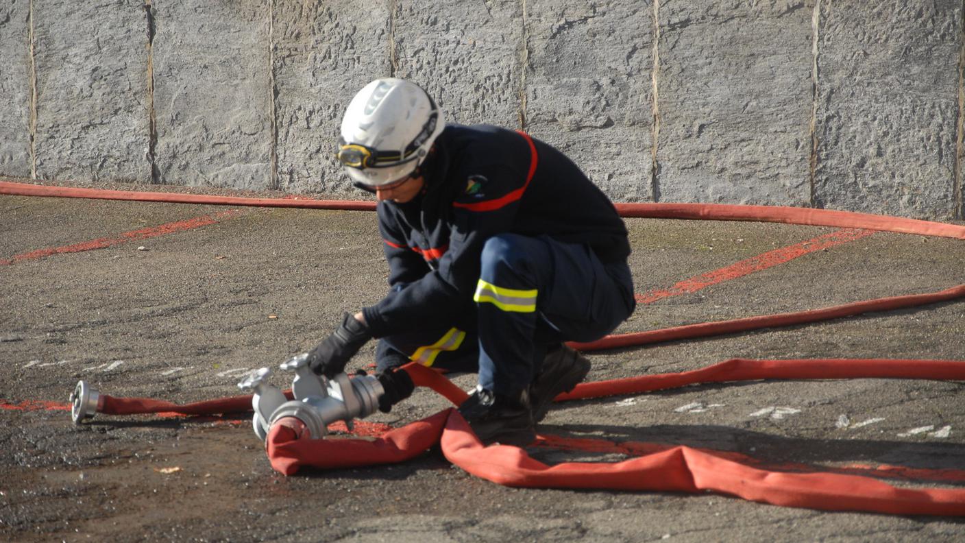 Scientifica al lavoro per stabilire le cause del rogo