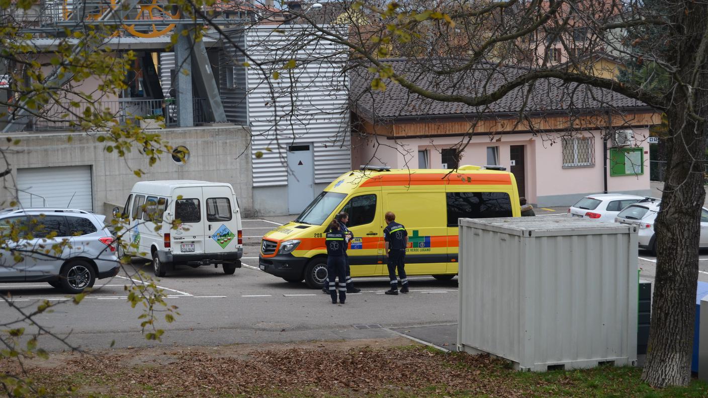 Sul posto anche l'ambulanza