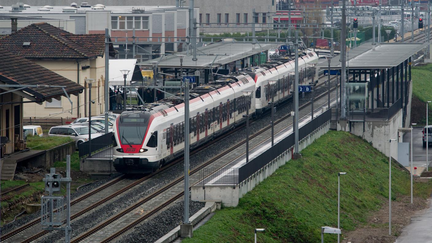 Sul lato svizzero, fino alla stazione Stabio, tutto è pronto da due anni
