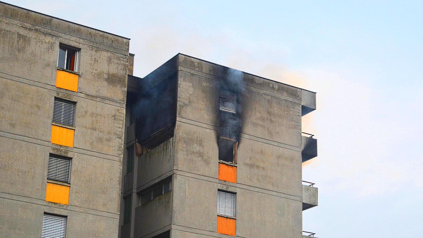 Incendio in via Odescalchi a Chiasso