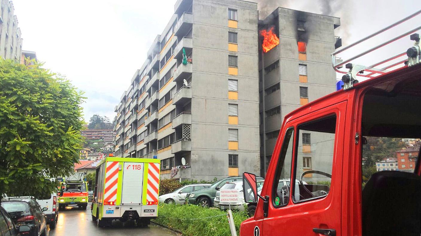 Incendio in via Odescalchi a Chiasso