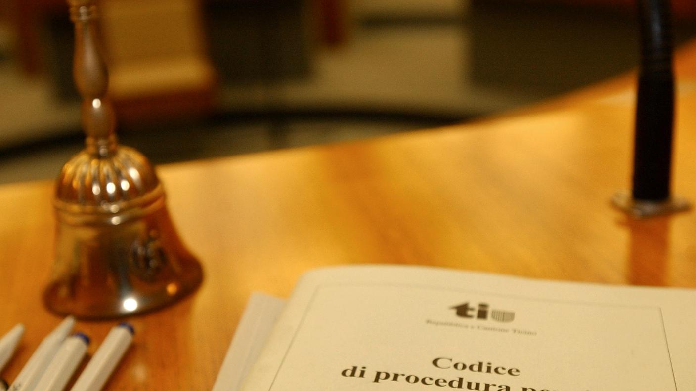 Era accusato di 133 atti sessuali su un adolescente