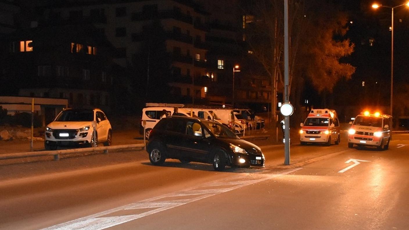 Auto abbandonata, patente ritirata