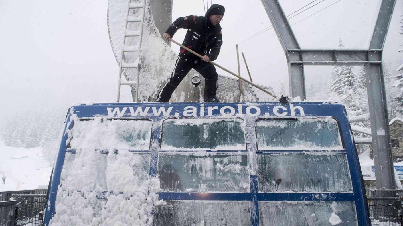 Gli impianti sono pronti ma si aspettano folte nevicate come a inizio 2016