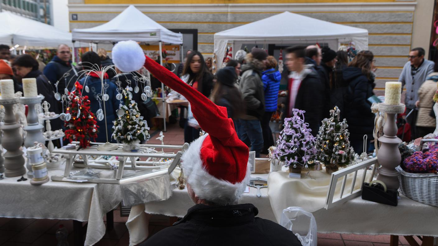 Folletti al mercatino di Natale di Chiasso