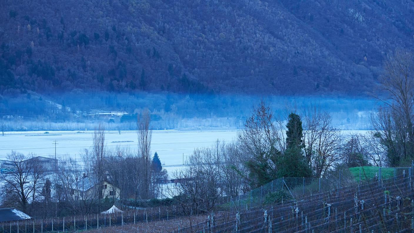 Con il freddo le emissioni dei camini e dei veicoli sull'A13 ristagnano sulla piana di S. Vittore