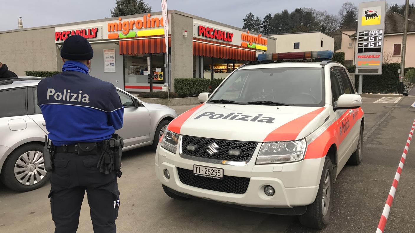Polizia sul luogo della rapina