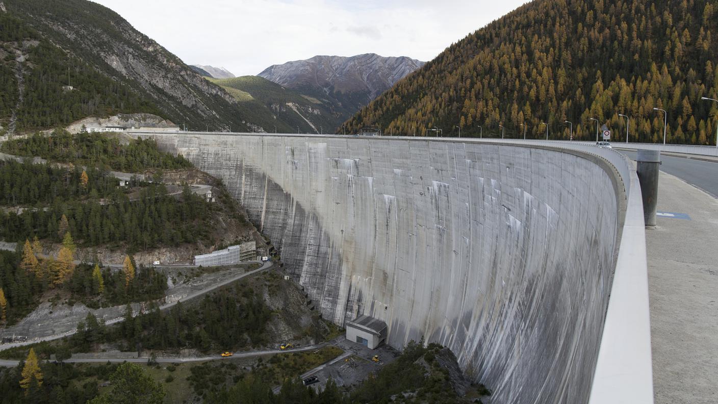 La diga da cui è partito l'inquinamento