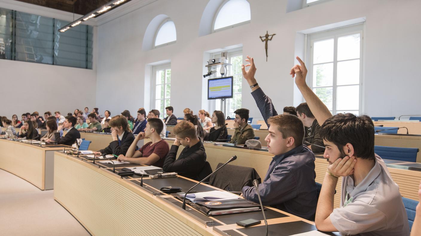 Un momento dell'assemblea plenaria dei giovani a Bellinzona nel 2015