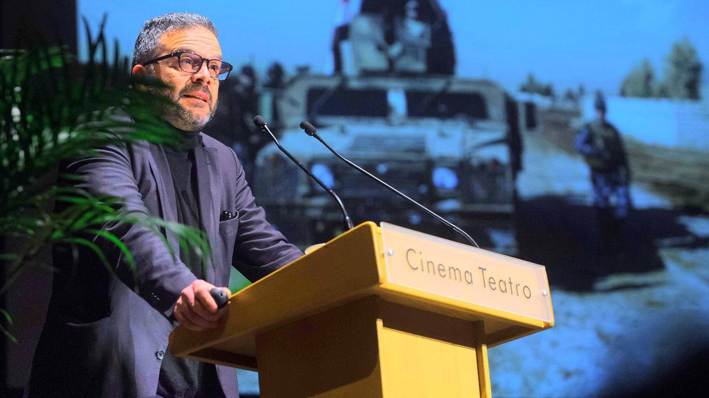 Gianluca Grossi alla cerimonia di consegna del premio