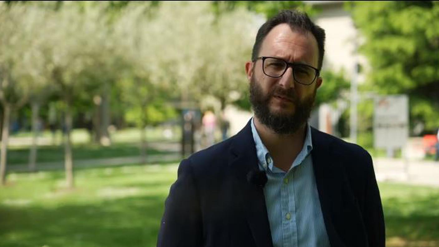 Pietro Montorfani, storico, da un anno studia la diaspora balcanica in Ticino