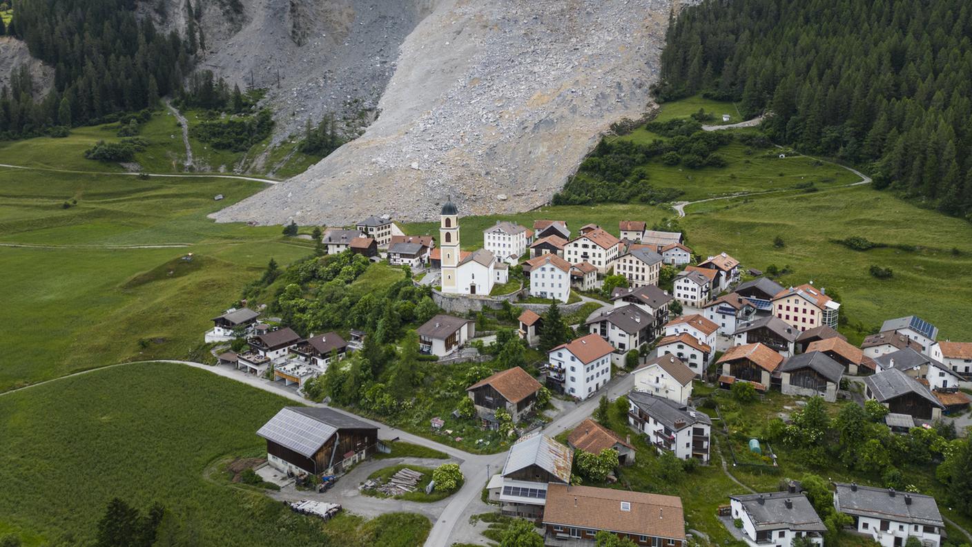 Brienz è stato evacuato lo scorso 12 maggio a causa del pericolo di frana