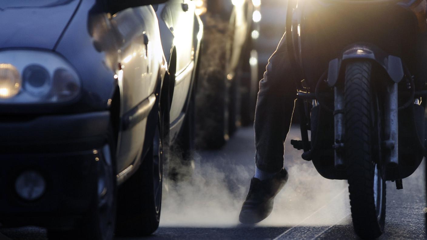 Stop ai veicoli Euro 0 benzina e Euro 0, 1, 2 e 3 diesel 