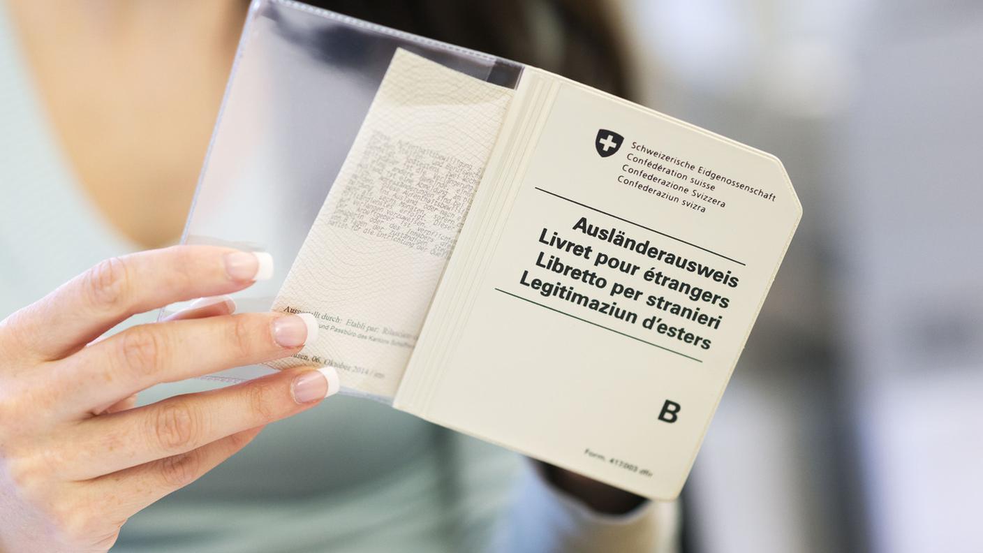 Politici ticinesi delusi dallo scandalo dei permessi facili