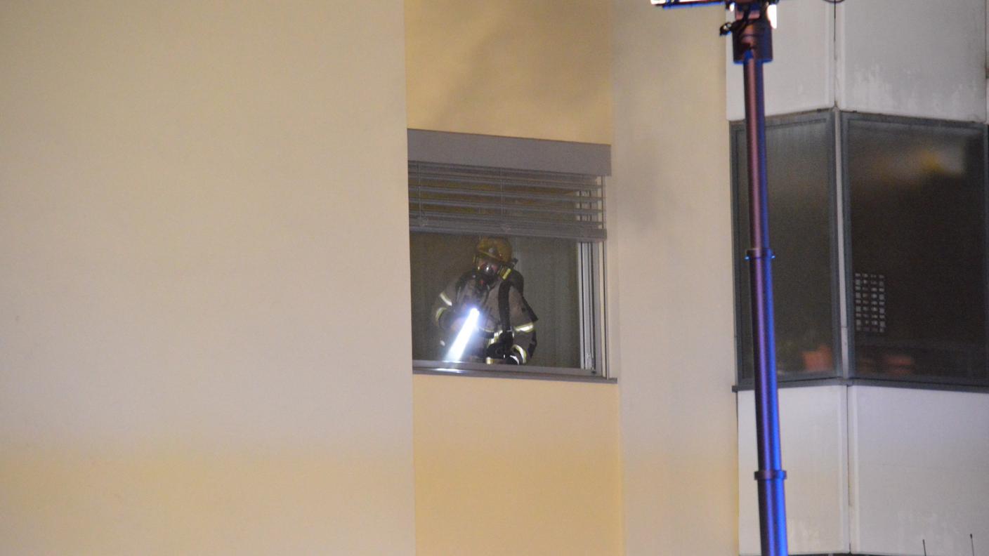 Il palazzo dove sono divampate le fiamme