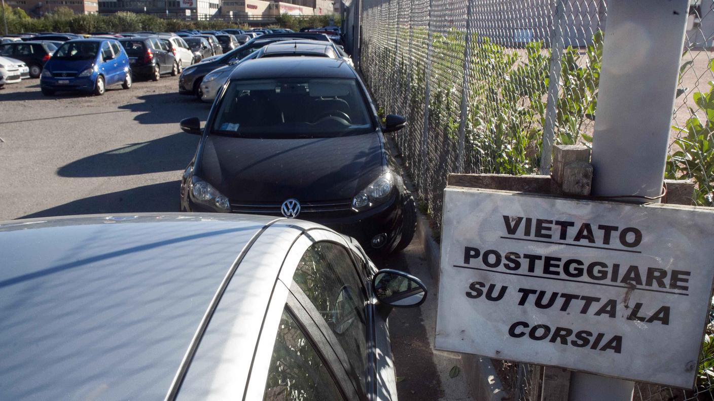 I posteggi abusivi sono un flagello conosciuto a Mendrisio